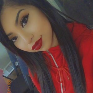 Meet your Posher, Jocelin